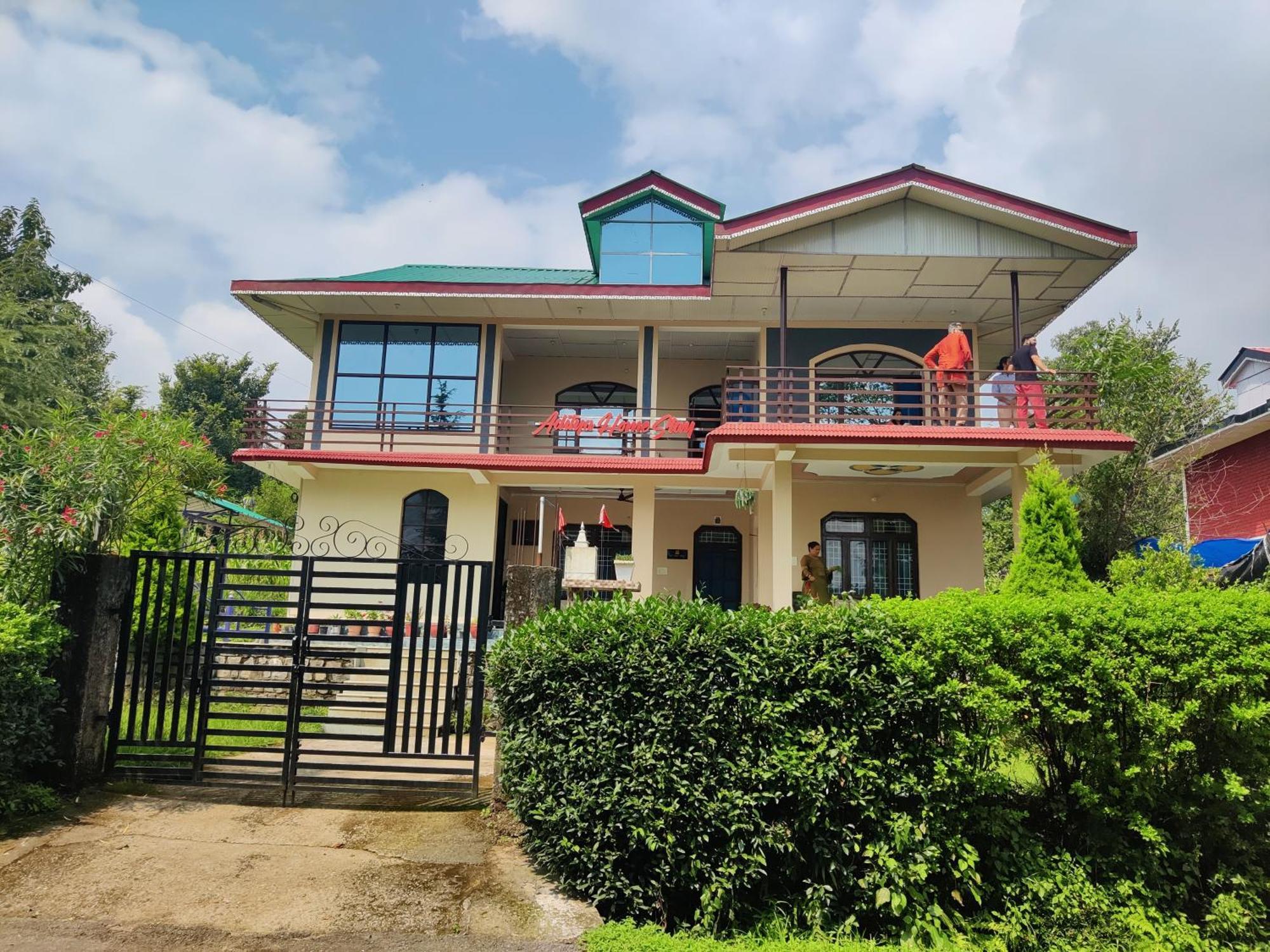 Aditya Homestay Bir-Billing Surrounded By Mountains 外观 照片