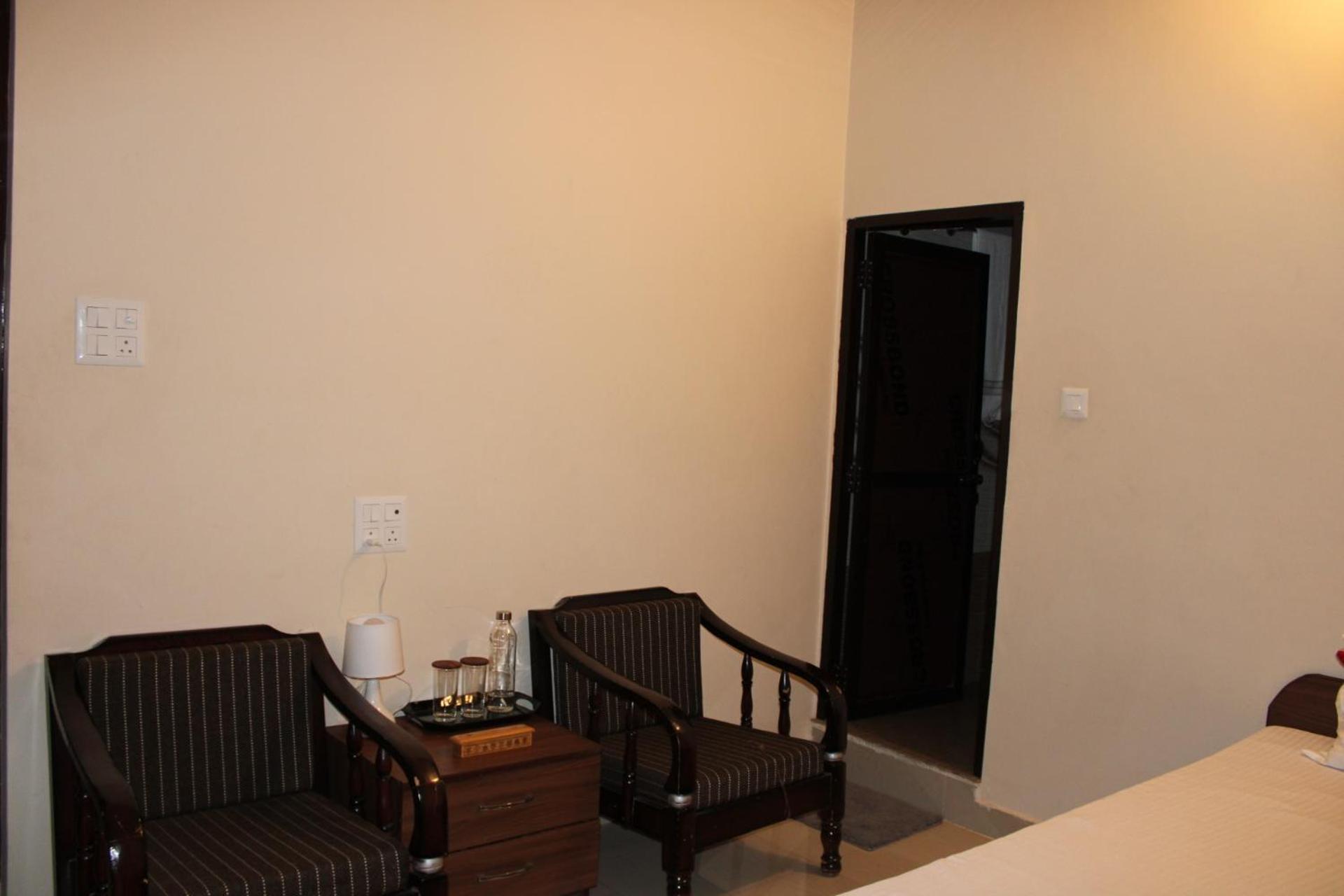 Aditya Homestay Bir-Billing Surrounded By Mountains 外观 照片