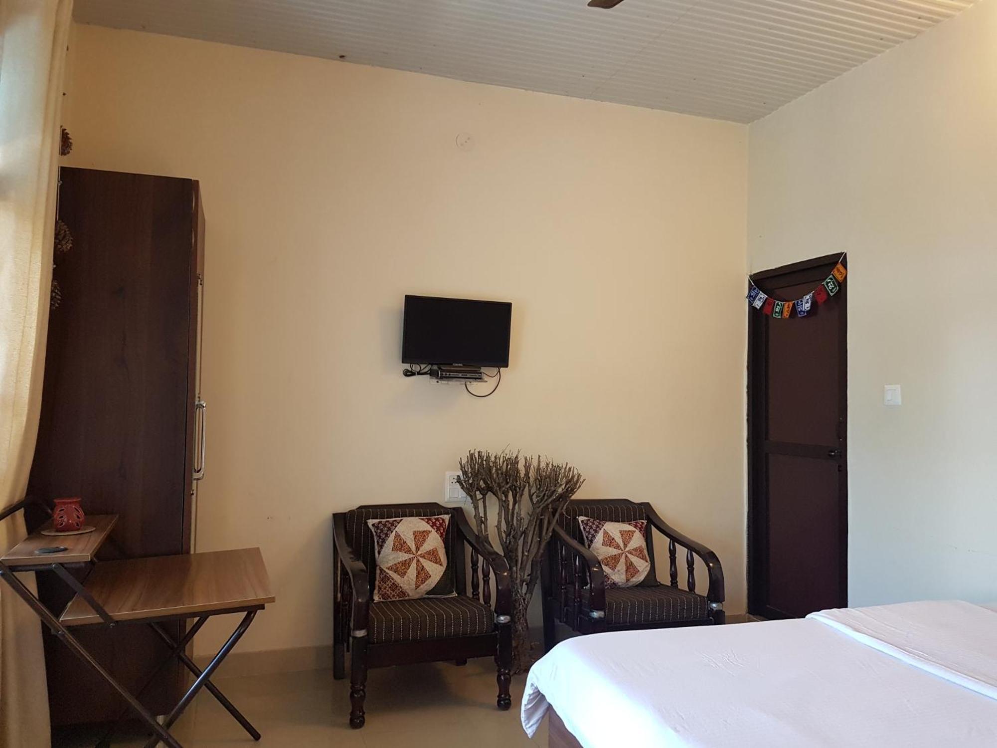 Aditya Homestay Bir-Billing Surrounded By Mountains 外观 照片
