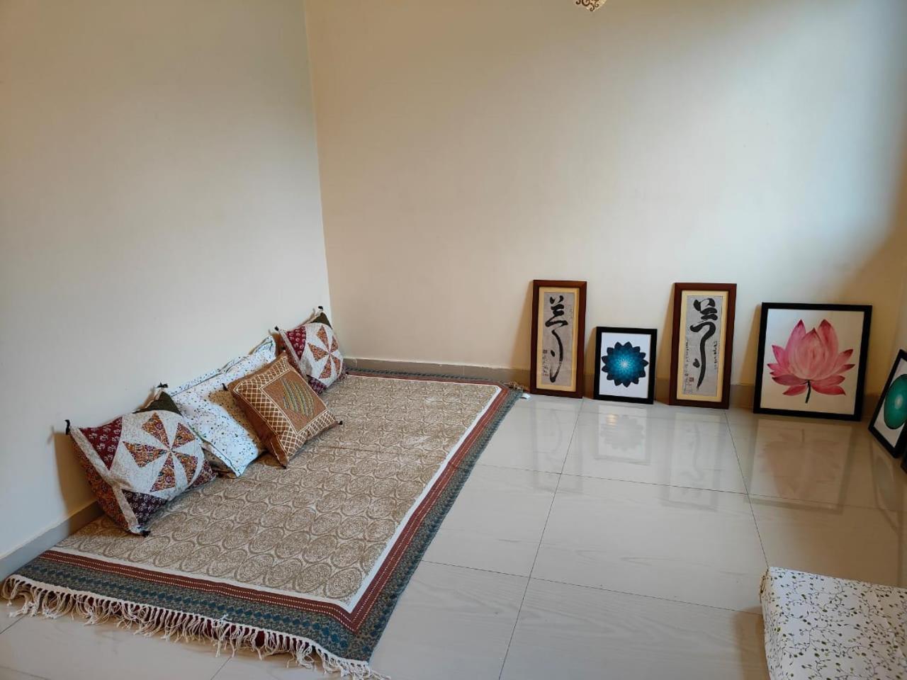 Aditya Homestay Bir-Billing Surrounded By Mountains 外观 照片