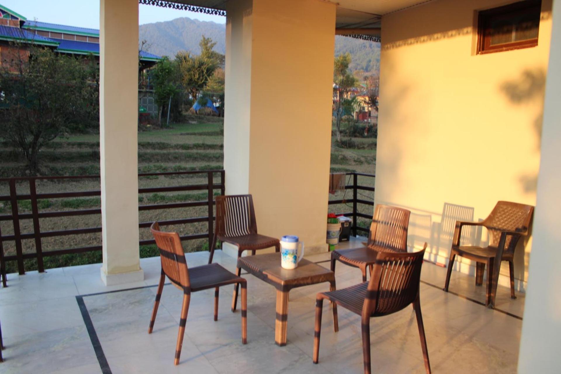 Aditya Homestay Bir-Billing Surrounded By Mountains 外观 照片