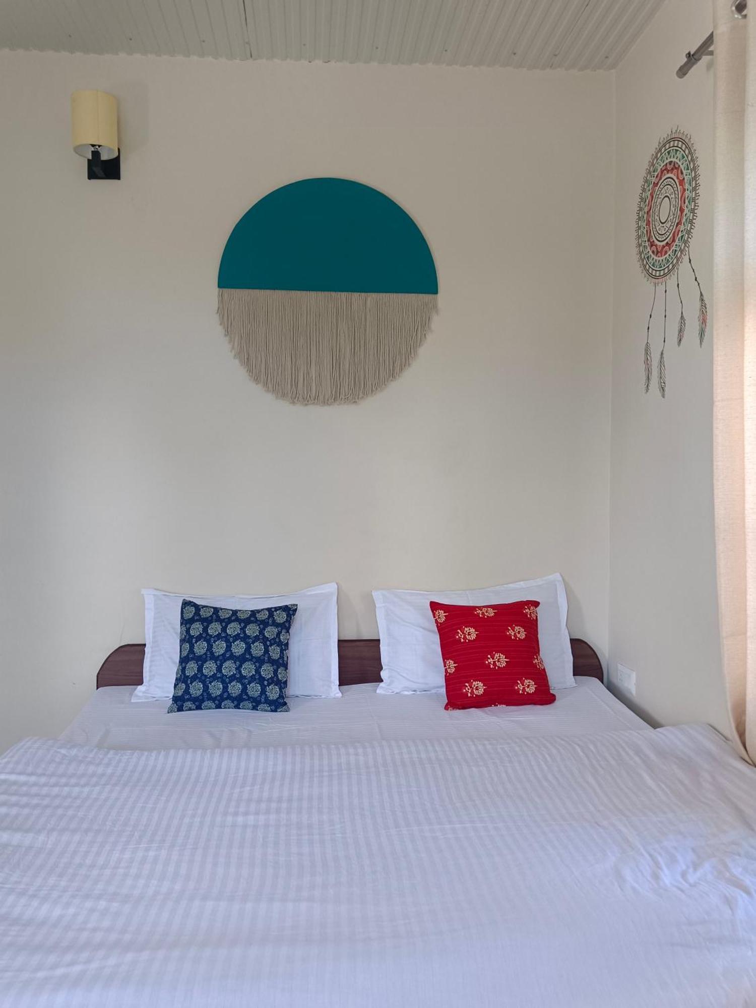 Aditya Homestay Bir-Billing Surrounded By Mountains 外观 照片